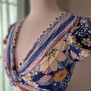 Angie Boho Floral Knot Front Ruffle Sleeve Crop Top Size S